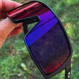 GENUINE Oakley Sutro matte black Prizm road shield sunglasses.